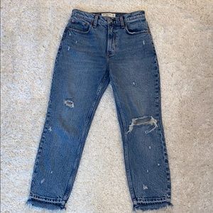 BRE SHEPPARD A&F mom jeans SIZE 27 Short